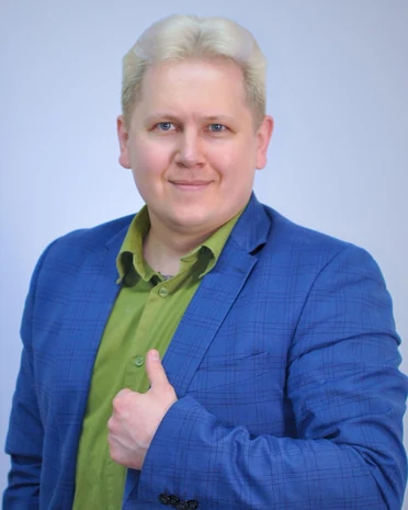 Dmytro Boklakh — Anglų kalbos ir užsienio literatūros mokytojas