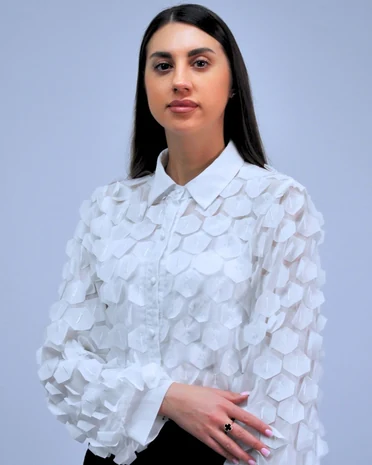 Ilona Prokopenko — Mokyklos direktorė, chemijos mokytoja