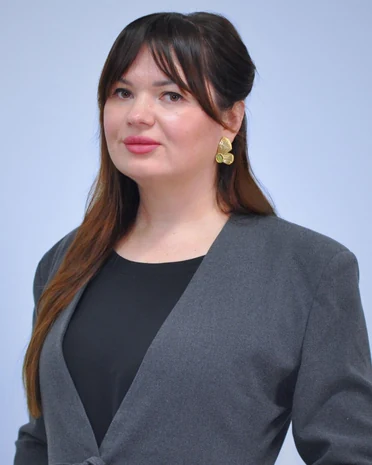 Oksana Zaporozhets — Ukrainiečių kalbos, ukrainiečių ir užsienio literatūros mokytoja